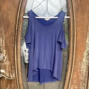 Key & Lime shoulders out spandex top! Size Small